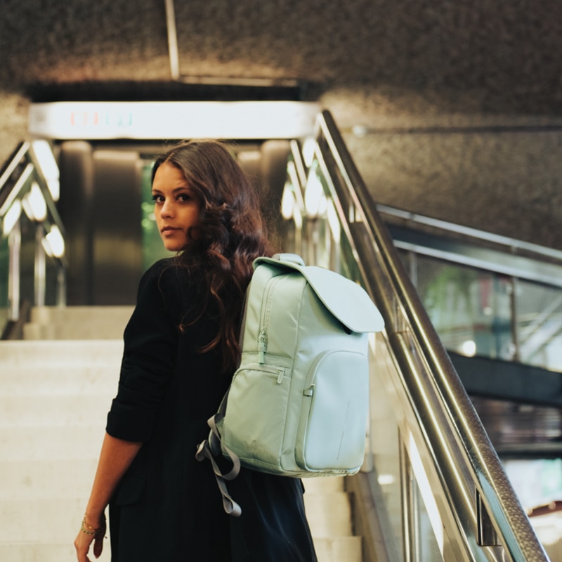 Mochila Antirrobo Soft Daypack en RPET con Cierre Fidlock_2