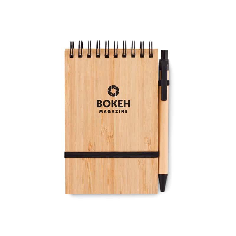 Libreta A6 con tapa de bambú logo