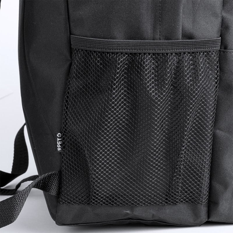 Mochila elaborada en RPET 4