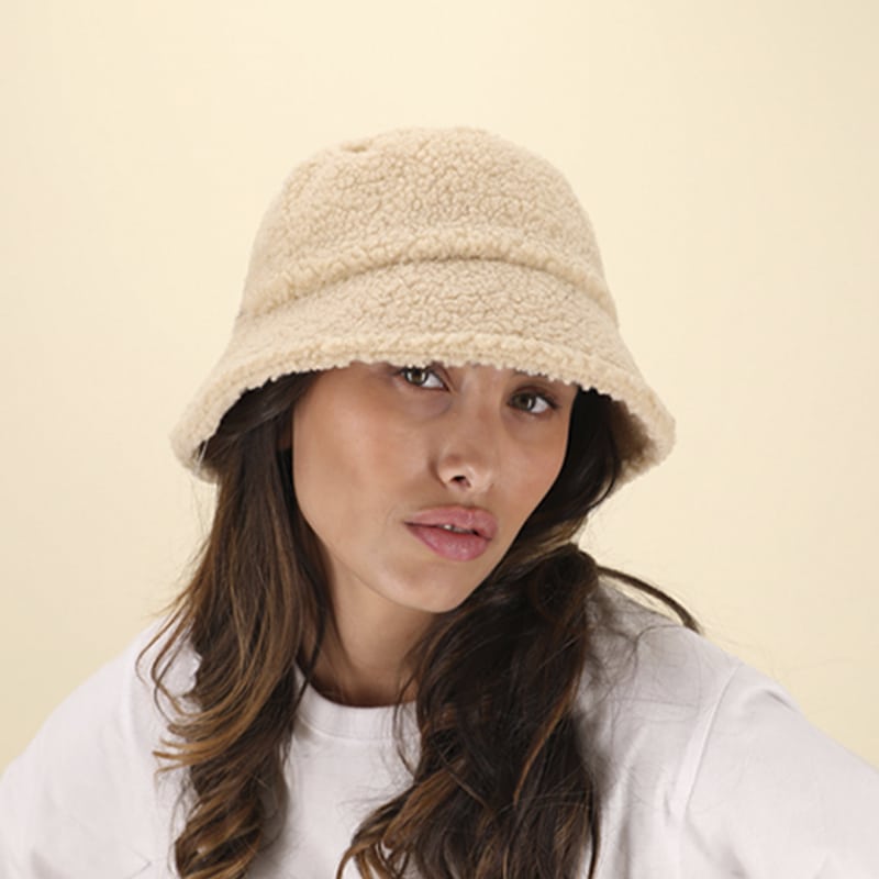 Gorro tipo bob acabado borrego_2