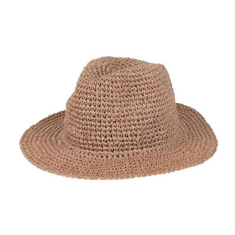 Sombrero fabricado en papel de rafia_1