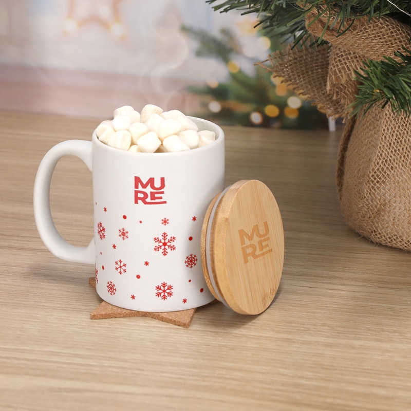 Taza de cerámica navideña con tapadera de bambú 300 ml_3